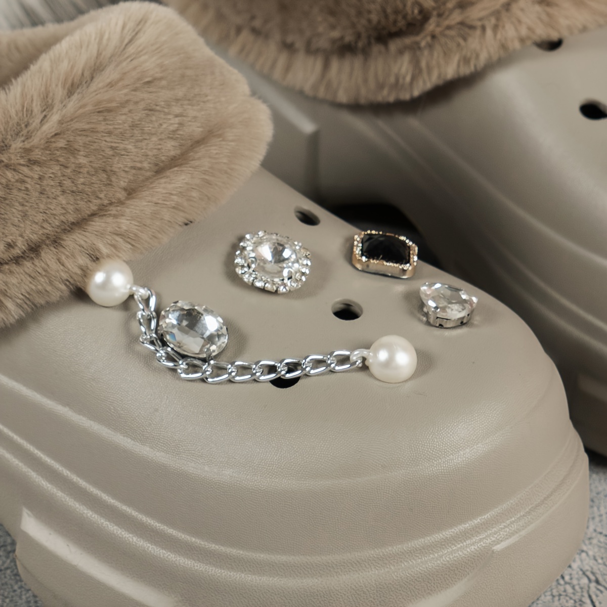 womens rhinestone chaine decor clogs closed toe soft sole platform warm lined shoes winter non slip plush shoes details 22